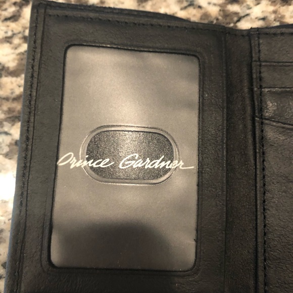 Wallet - Picture 3 of 8